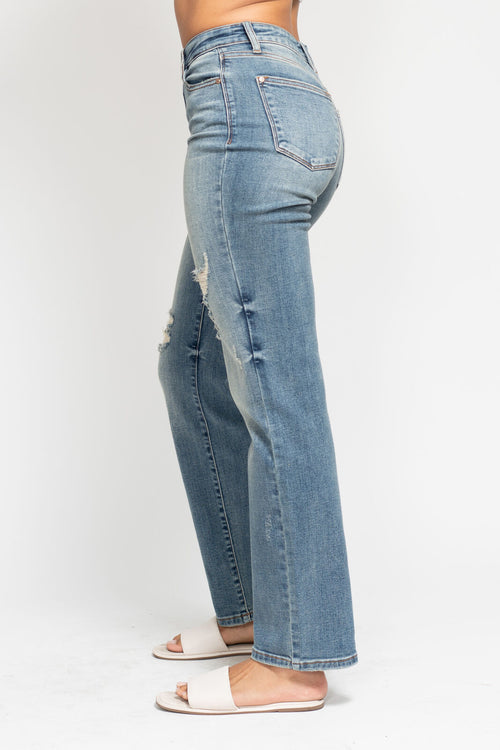 Judy Blue Isasbella Straight Jeans (Medium Wash)