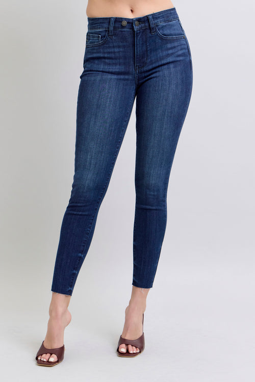 Judy Blue Evelyn Skinny Jeans (Dark Wash)