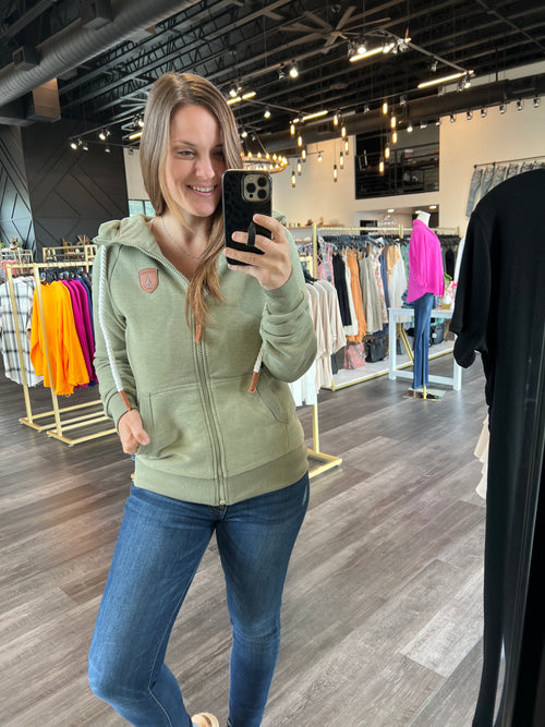 Wanakome Hera Hoodie (Surplus 2)