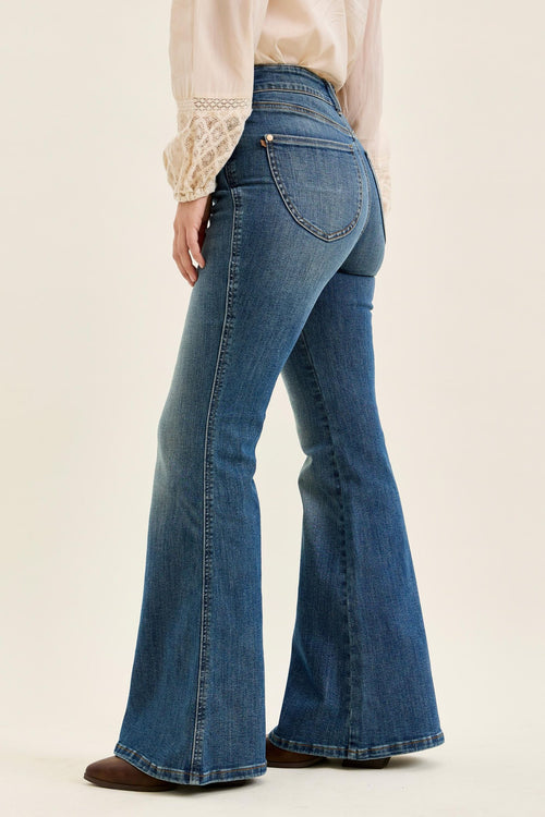 Roxy Flare Judy Blue Jeans (Dark Wash)