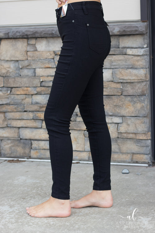 Peyton Hyperstretch Skinny Jeans (Black)