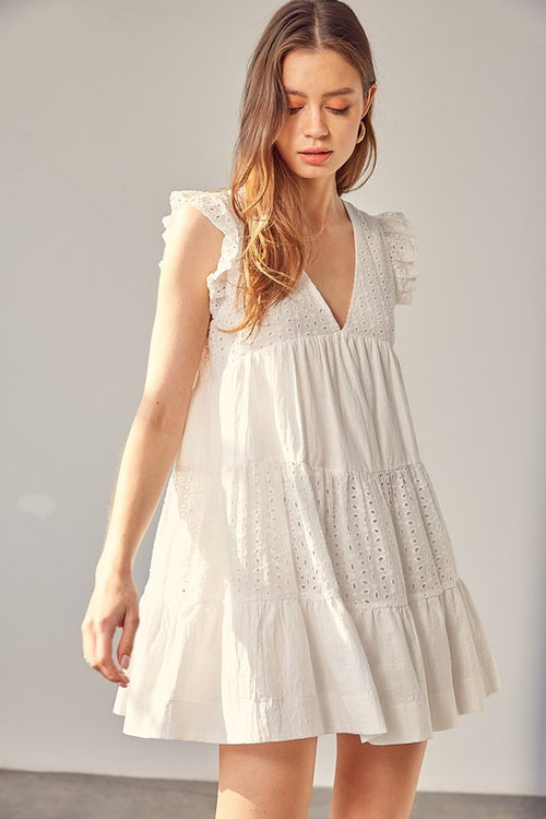 *Online Exclusive* Eyelet Dress (White)