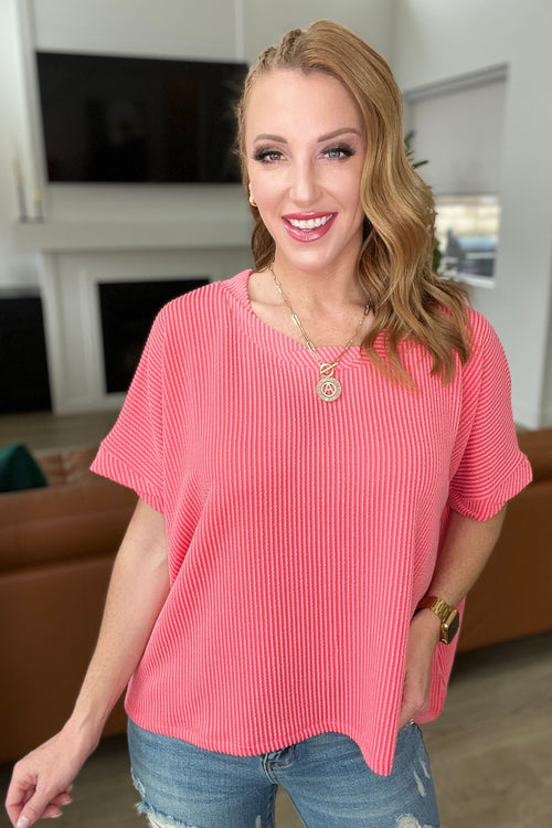 *Online Exclusive* Textured Line Twisted Short Sleeve Top in Coral