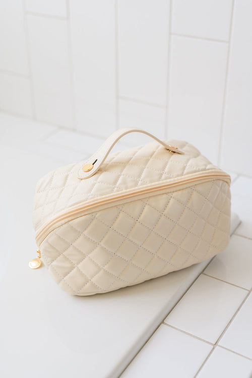 *Online Exclusive* Large Capacity Quilted Makeup Bag in Cream