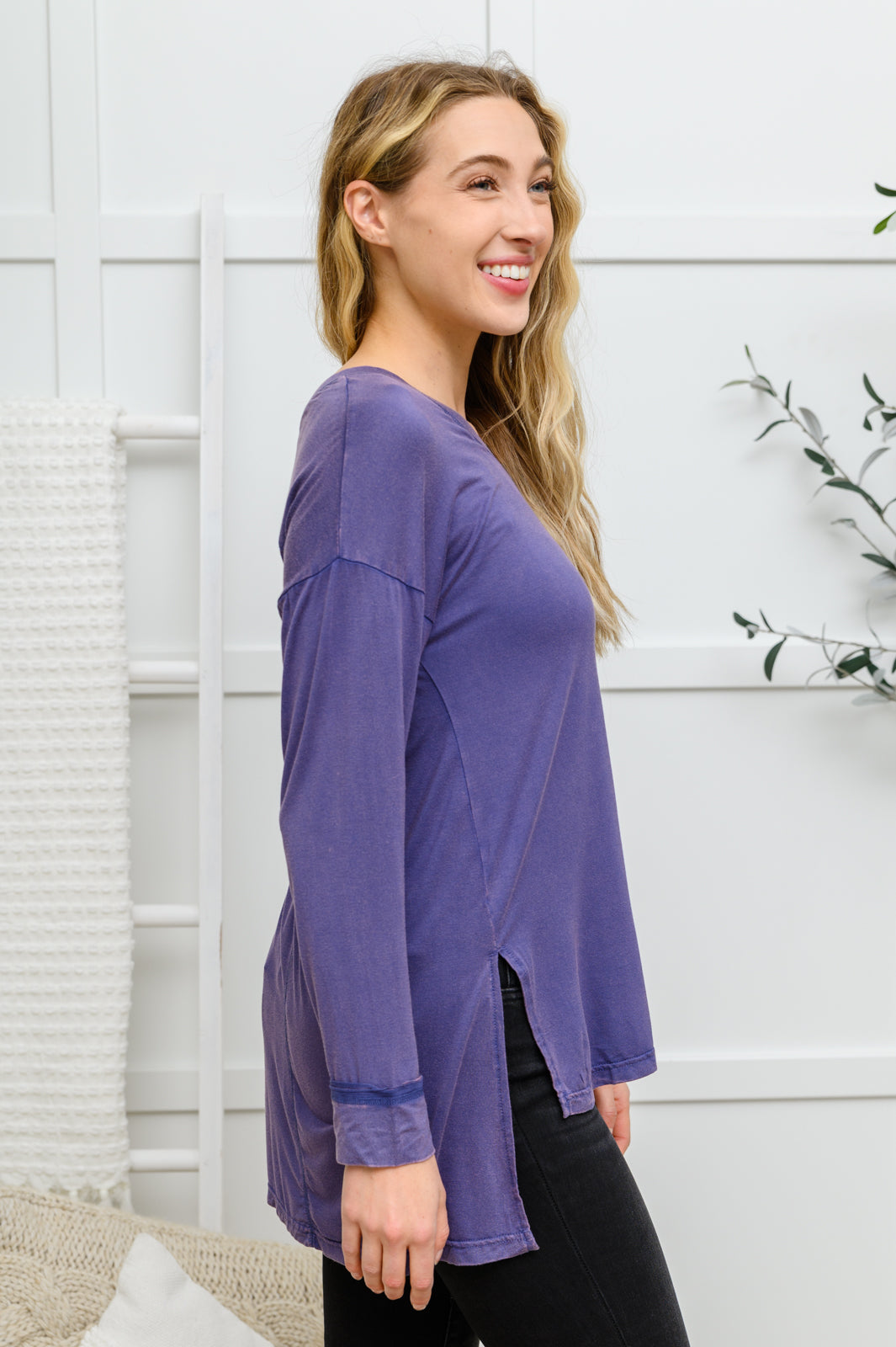 *Online Exclusive* Long Sleeve Knit Top With Pocket In Denim Blue