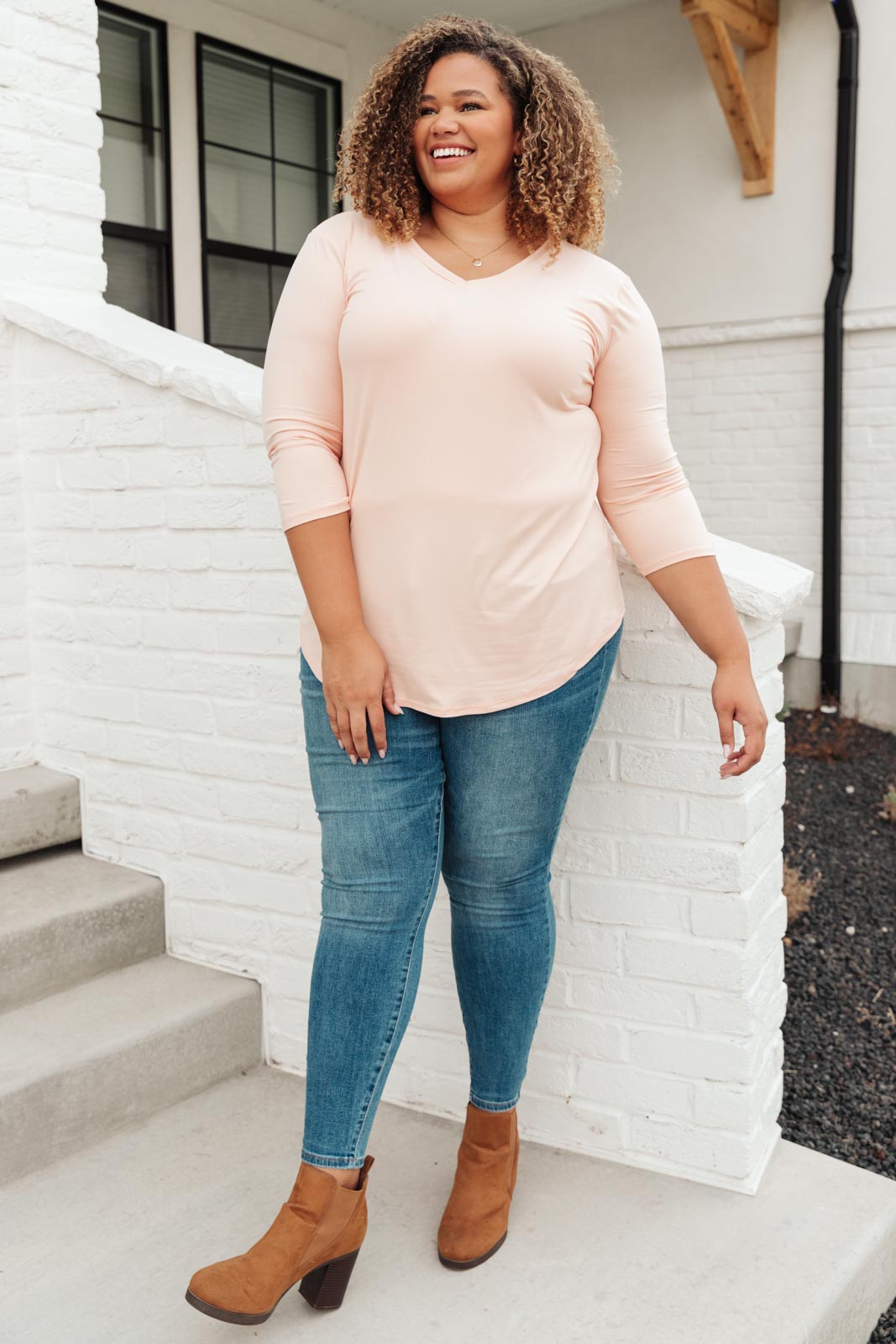 *Online Exclusive* Perfect V Neck in Blush