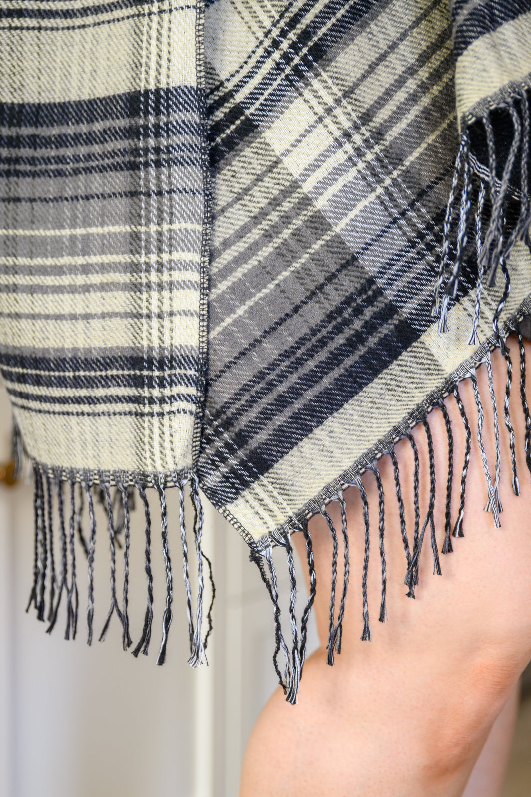 *Online Exclusive* Plaid Fringe Trimmed Open Poncho in Black