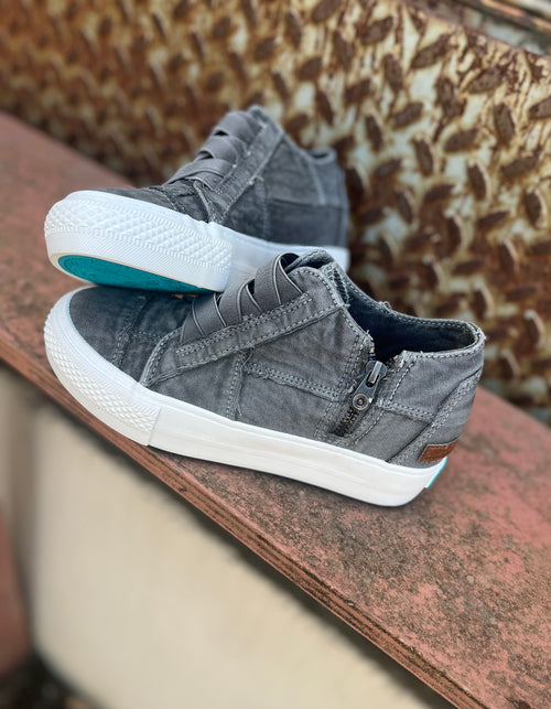 *Outlet* Blowfish Mamba Sneakers (Graphite)