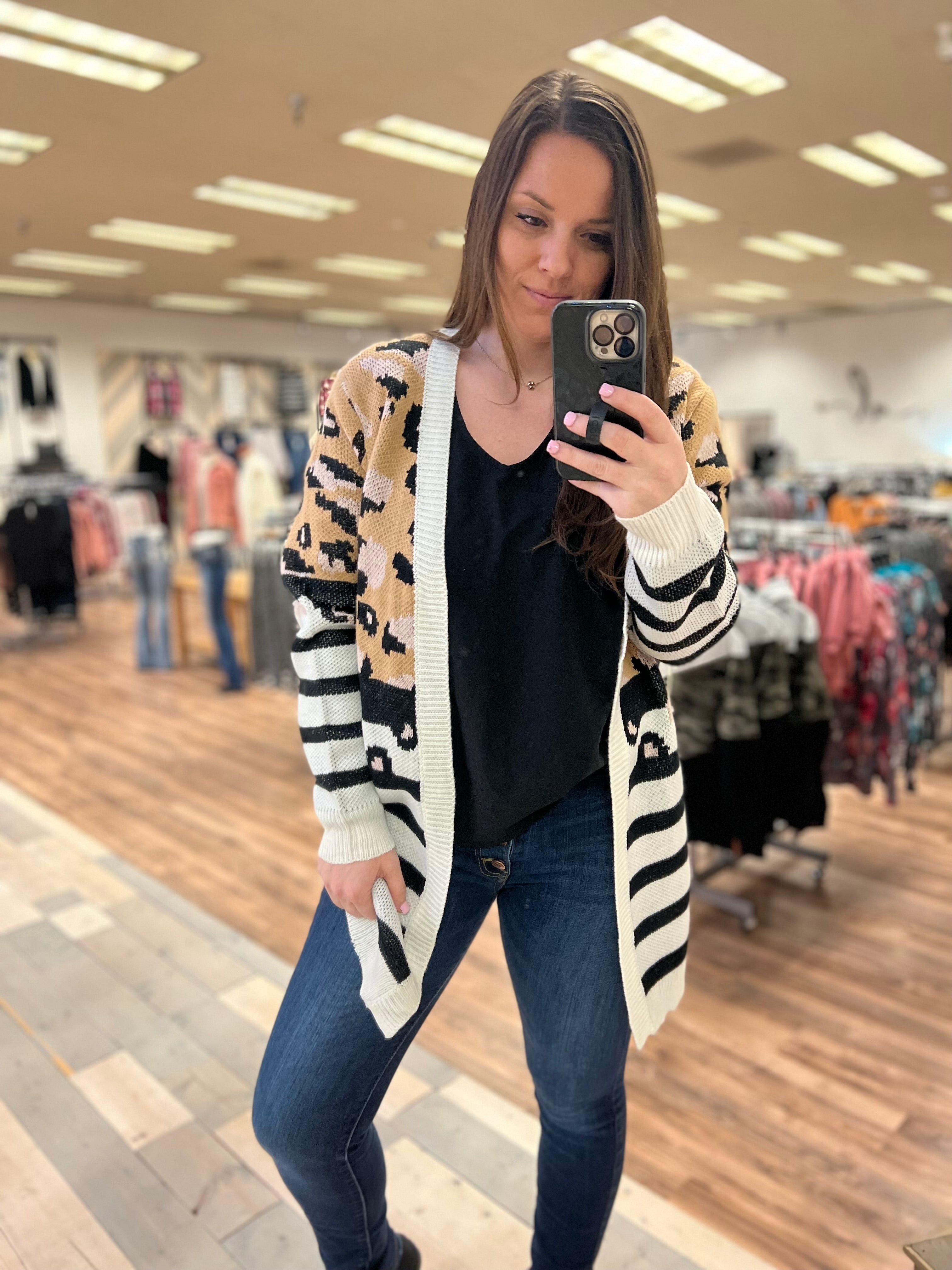 *Outlet* Addy Cardigan (Beige)